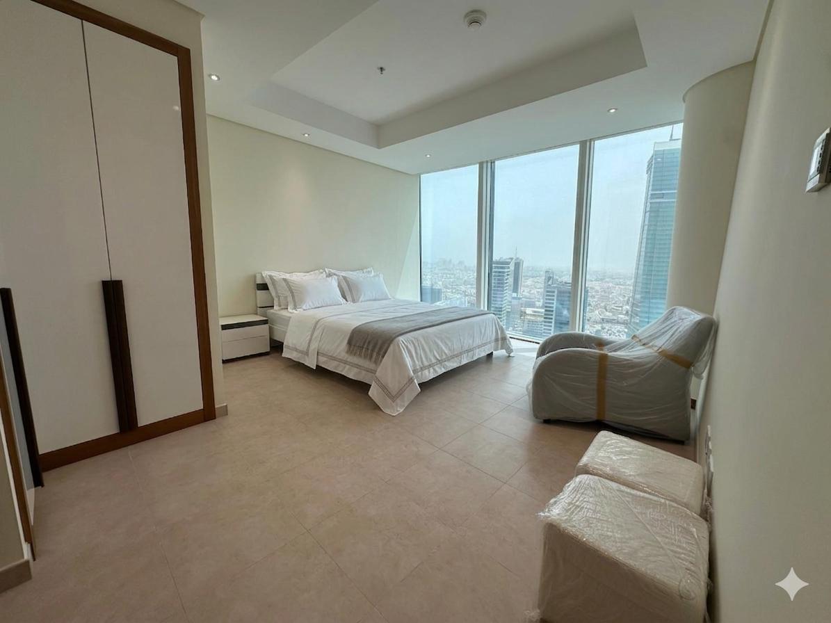 One-Bedroom Apartment with Waterfront Views
