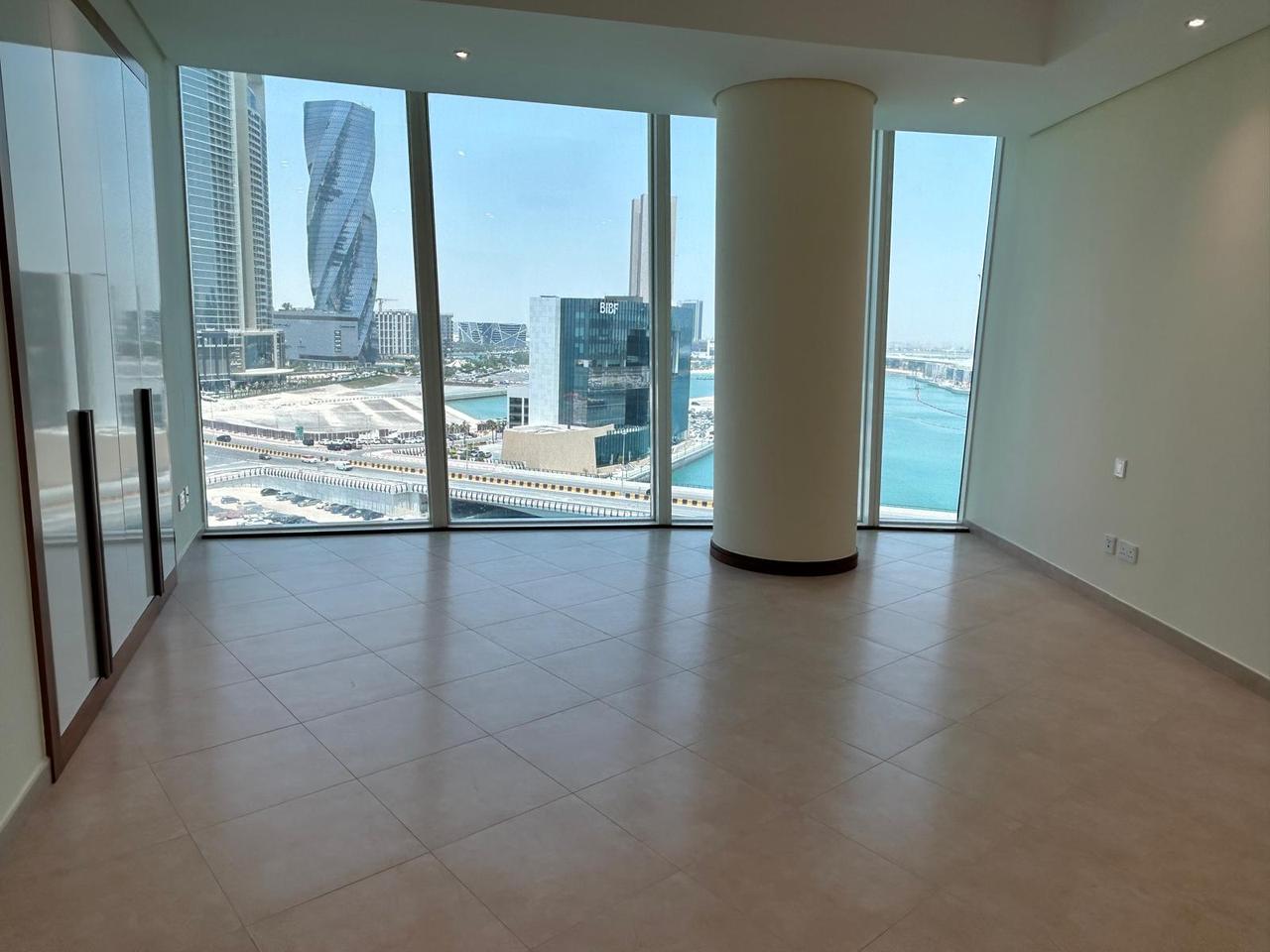 2 Bedroom Apartment with Water Views