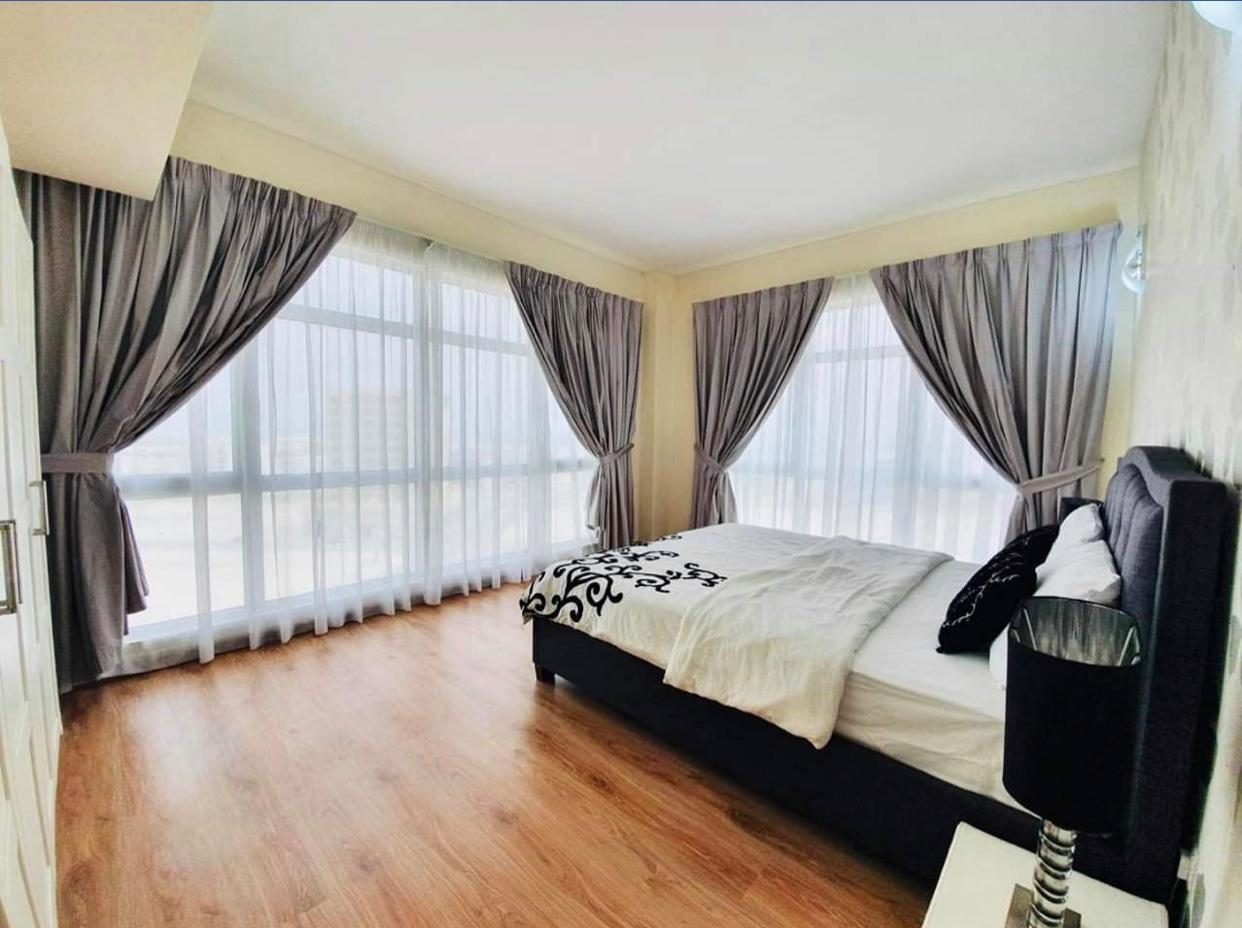 2 Bedroom Apartment with Balcony and Pool