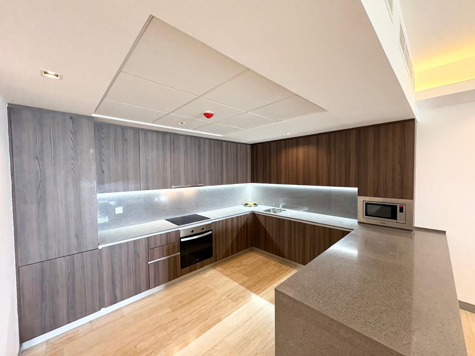 2 Bedroom Apartment with 3 Bathrooms