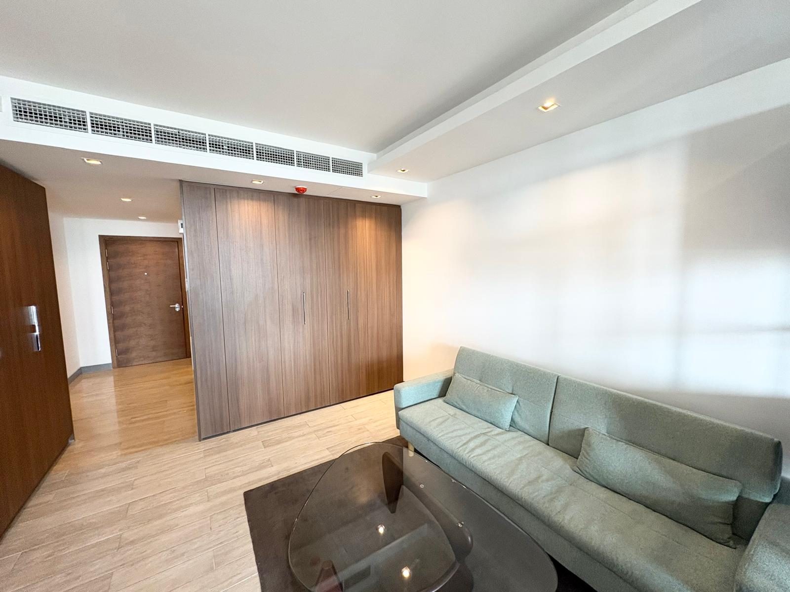 One-Bedroom Apartment with Balcony and Landmark View