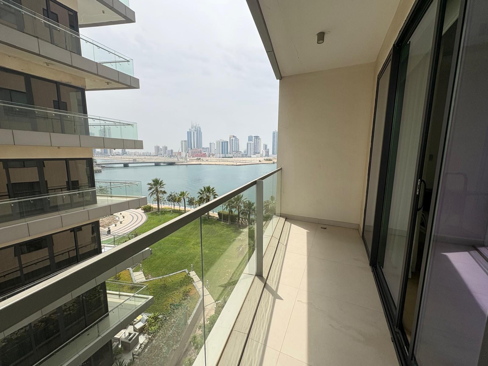 One-Bedroom Apartment with Water Views and Balcony
