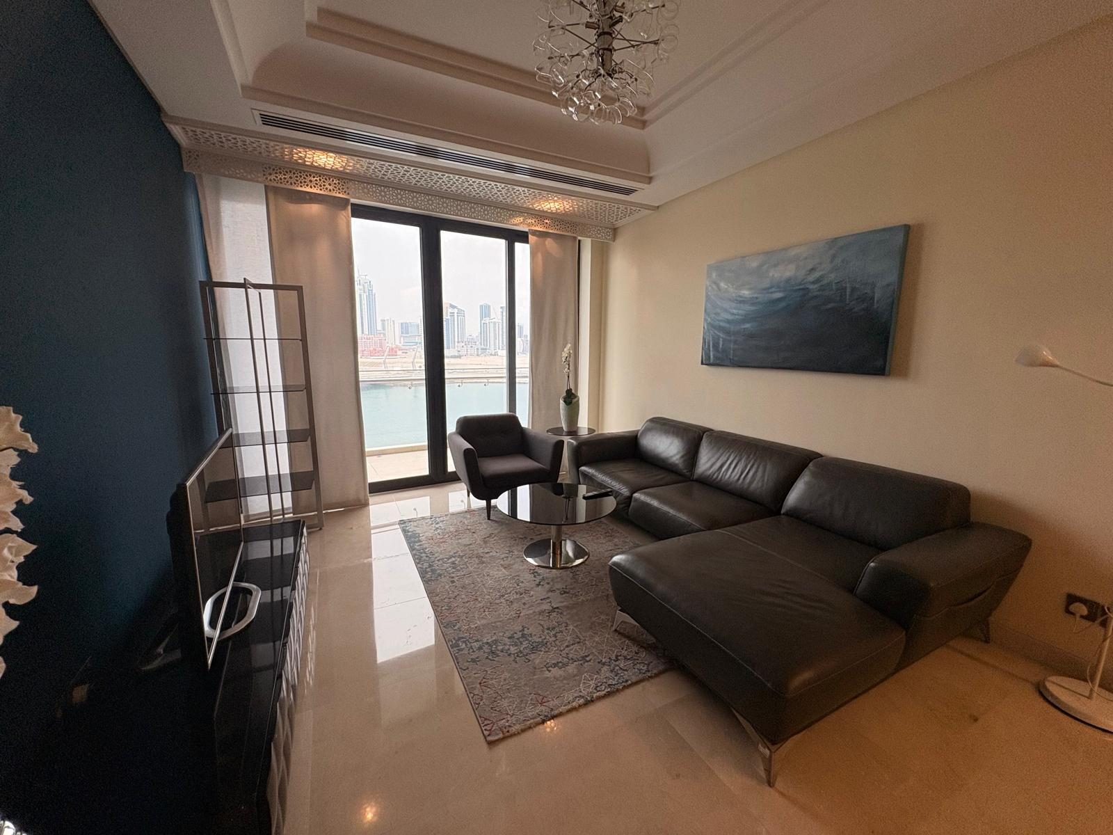 One-Bedroom Apartment, 98 sqm, Two Bathrooms