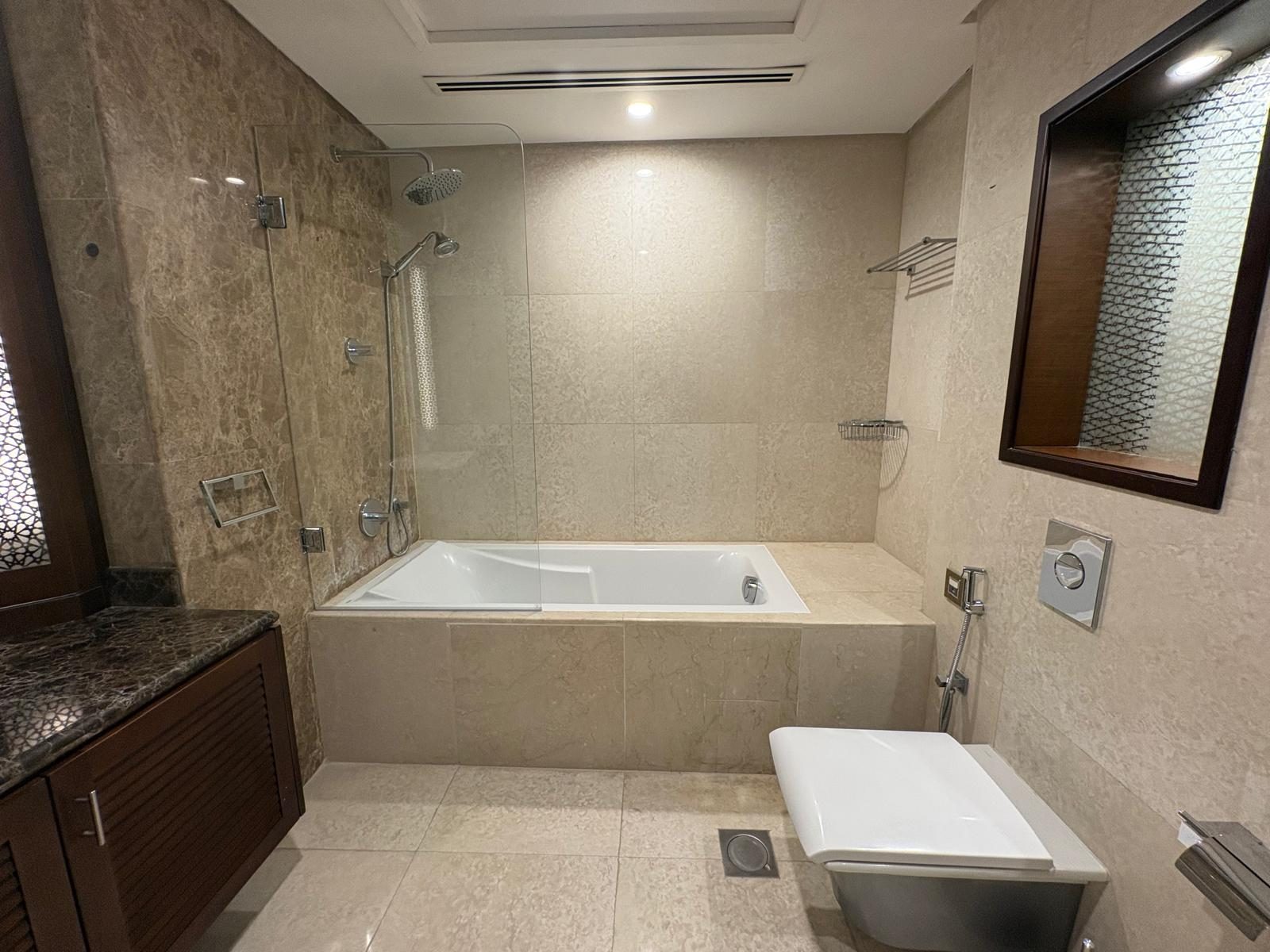One-Bedroom Apartment, 98 sqm, Two Bathrooms