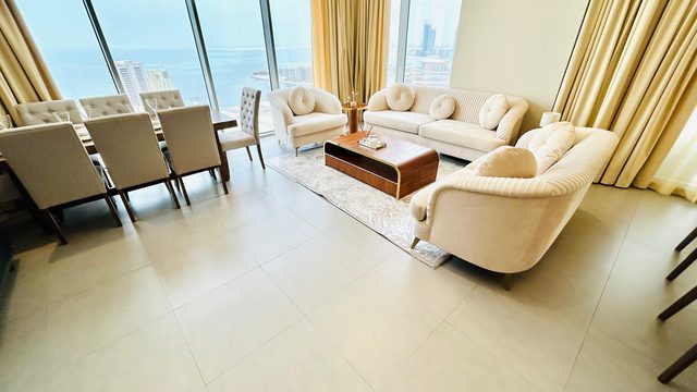 Two Bedroom Apartment with Pool and Spa