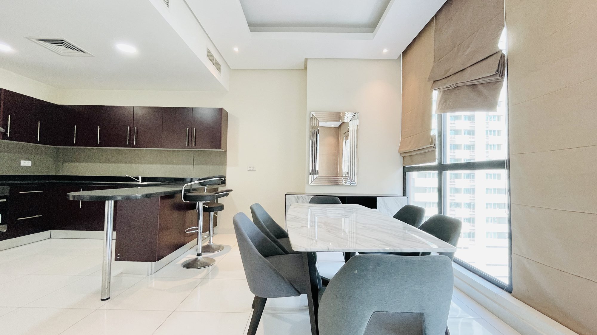 Two-Bedroom Apartment with Pool and Gym Access