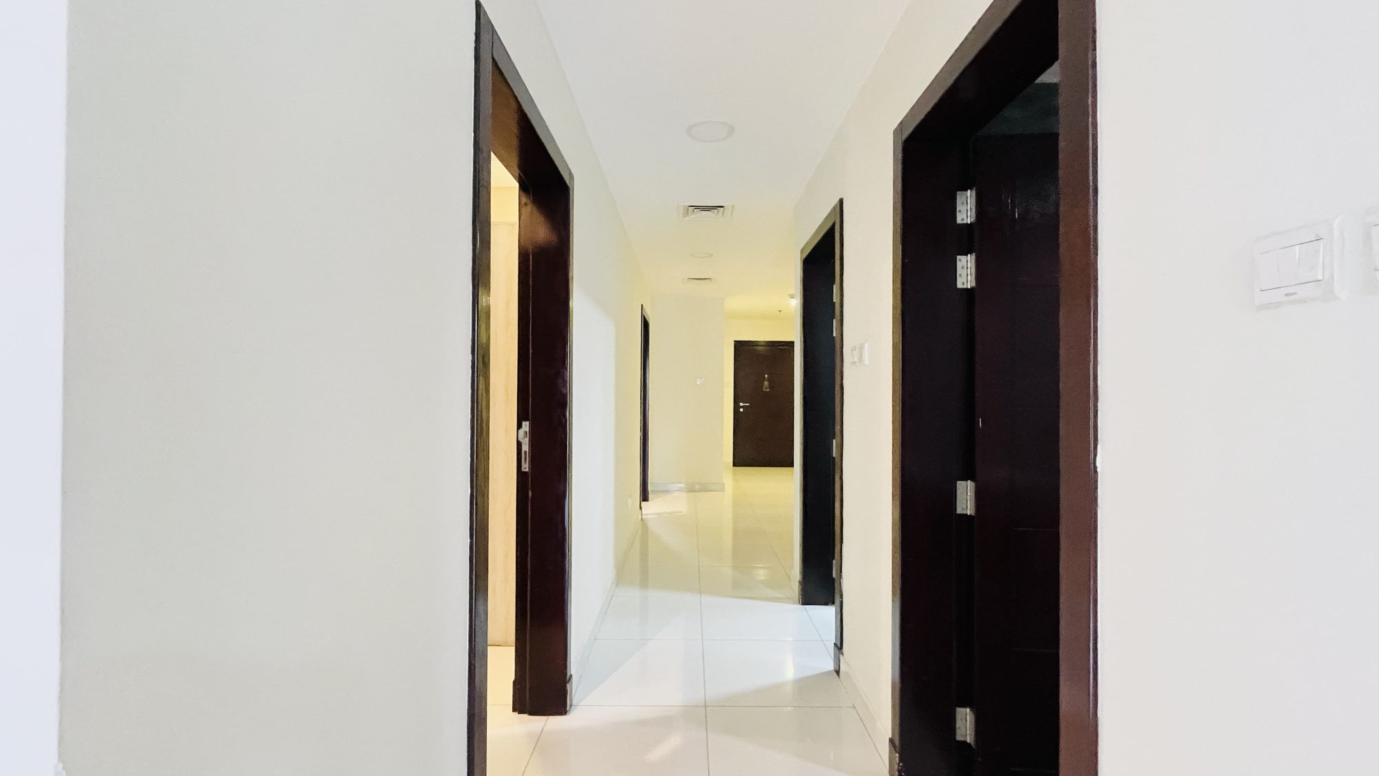 Two-Bedroom Apartment with Pool and Gym Access