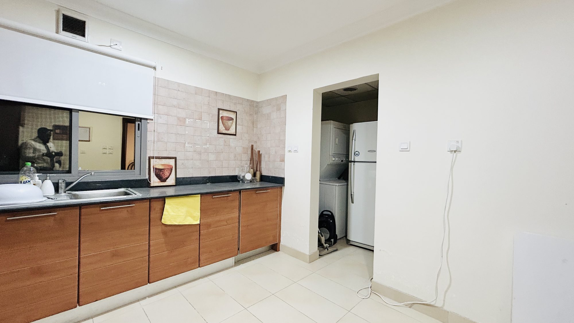Two-Bedroom Apartment with Pool and Gym Access