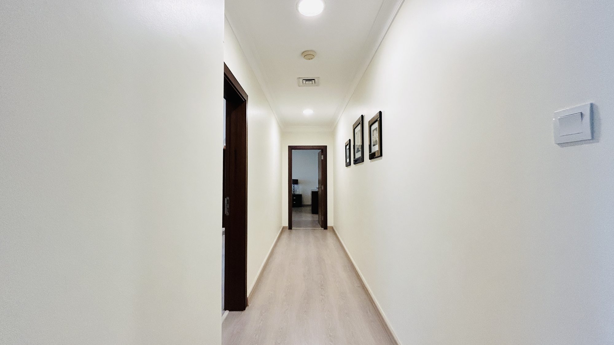 Two-Bedroom Apartment with Pool and Gym Access