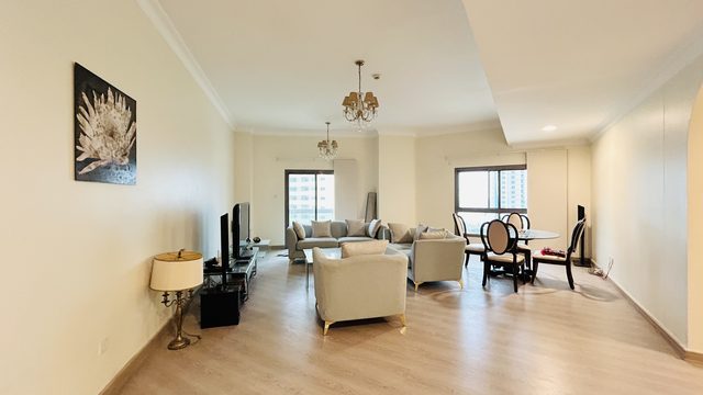 Two-Bedroom Apartment with Pool and Gym Access
