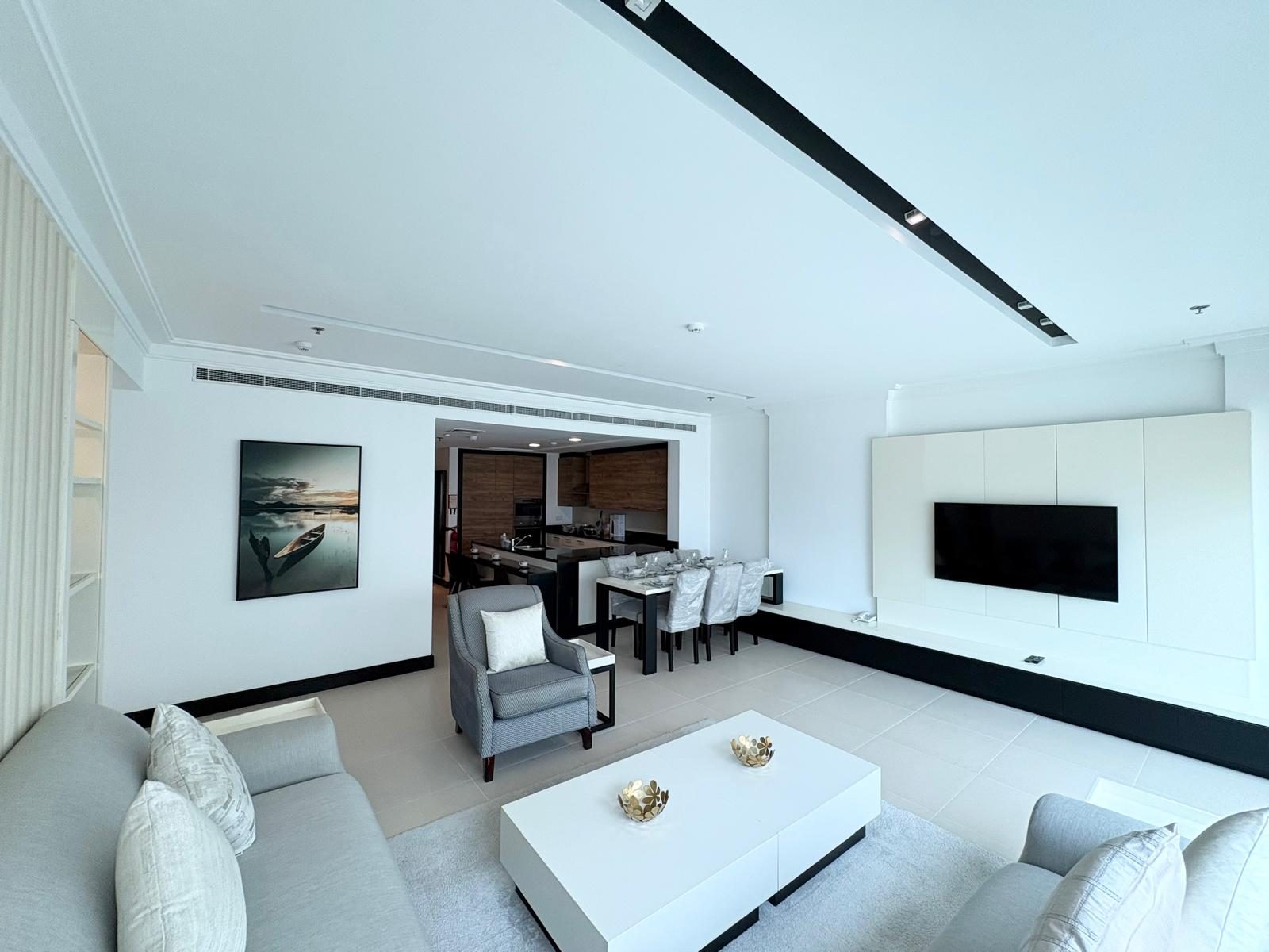 Two-Bedroom Apartment with Pool and Gym Access