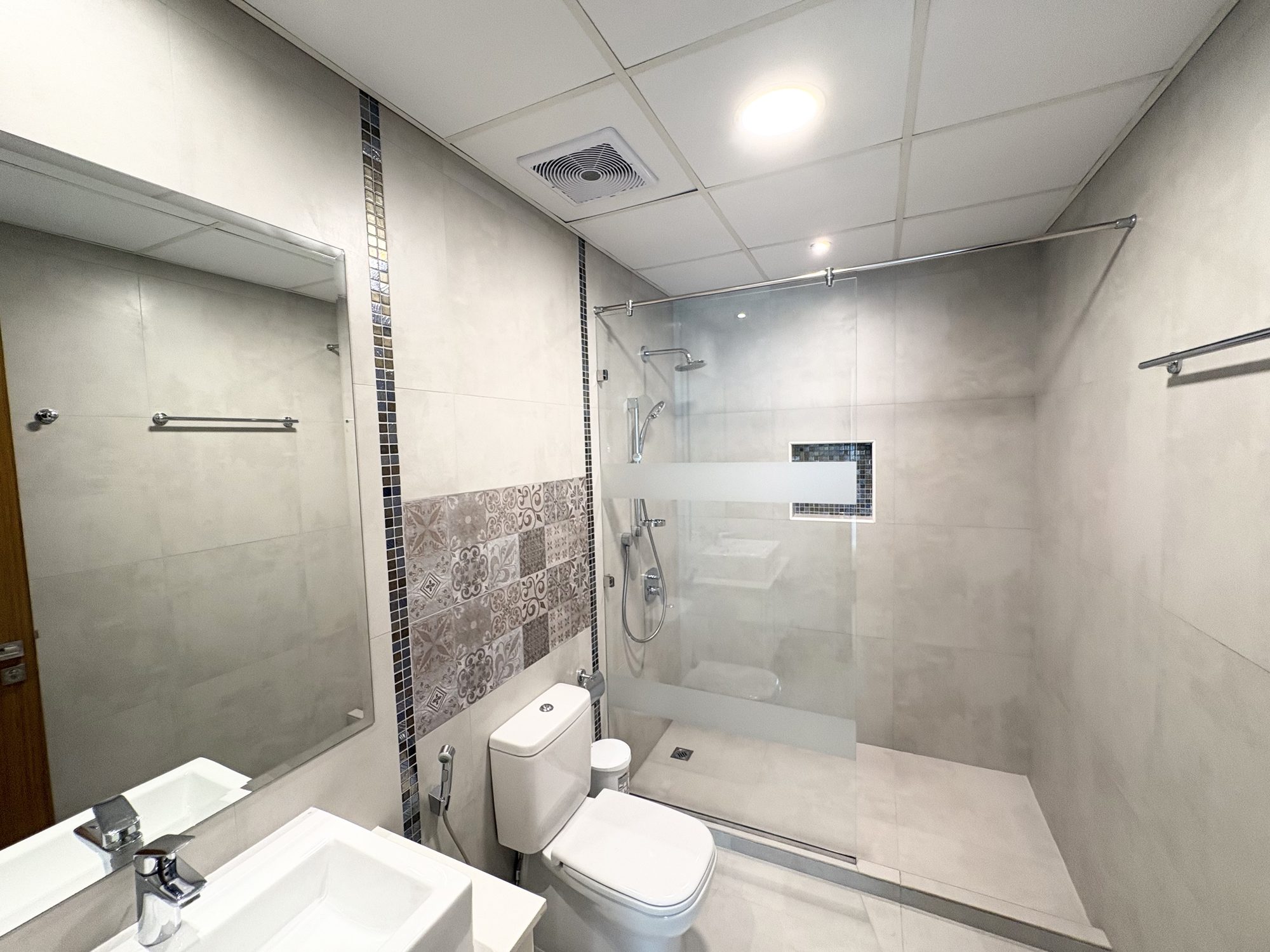 1 Bedroom Apartment with Gym and Pool Access