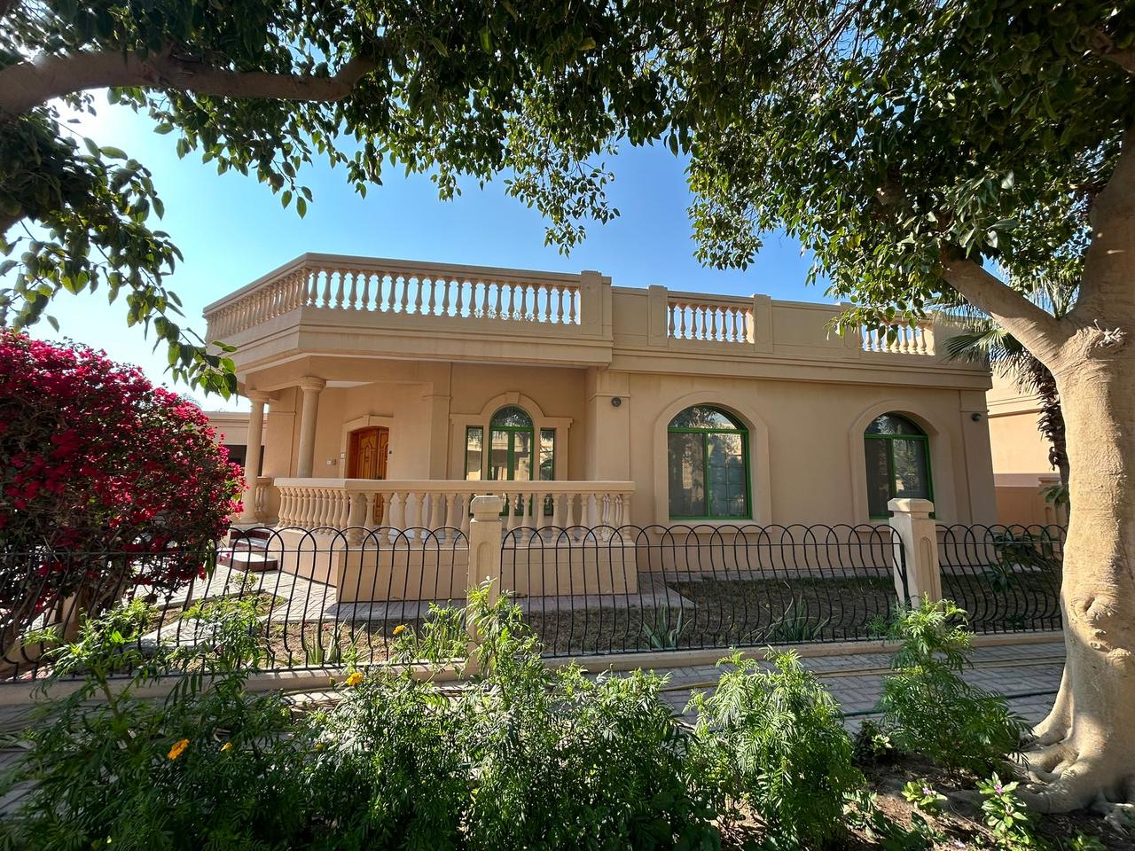4-Bedroom Villa with Private Garden and Pool