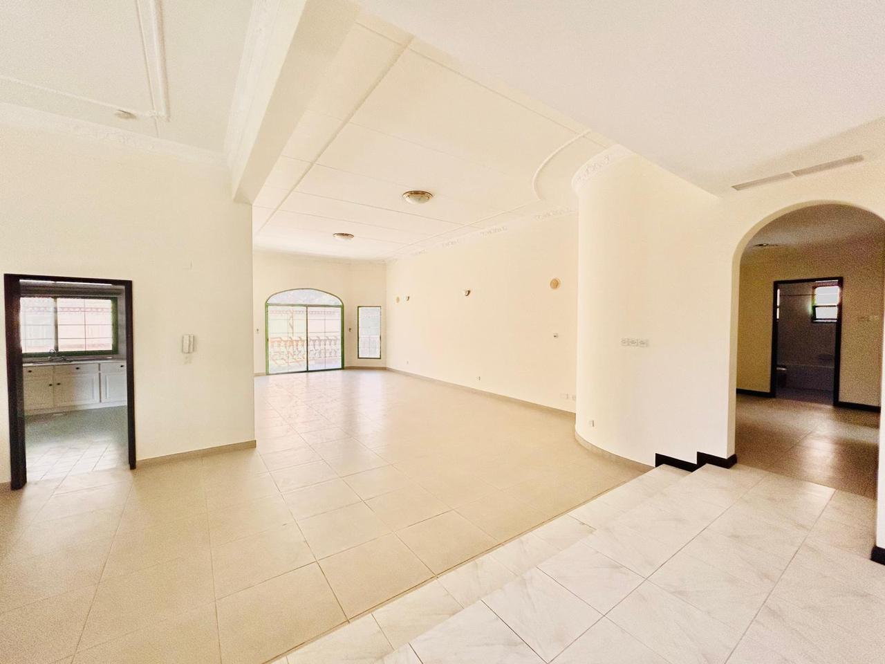 4-Bedroom Villa with Private Garden and Pool