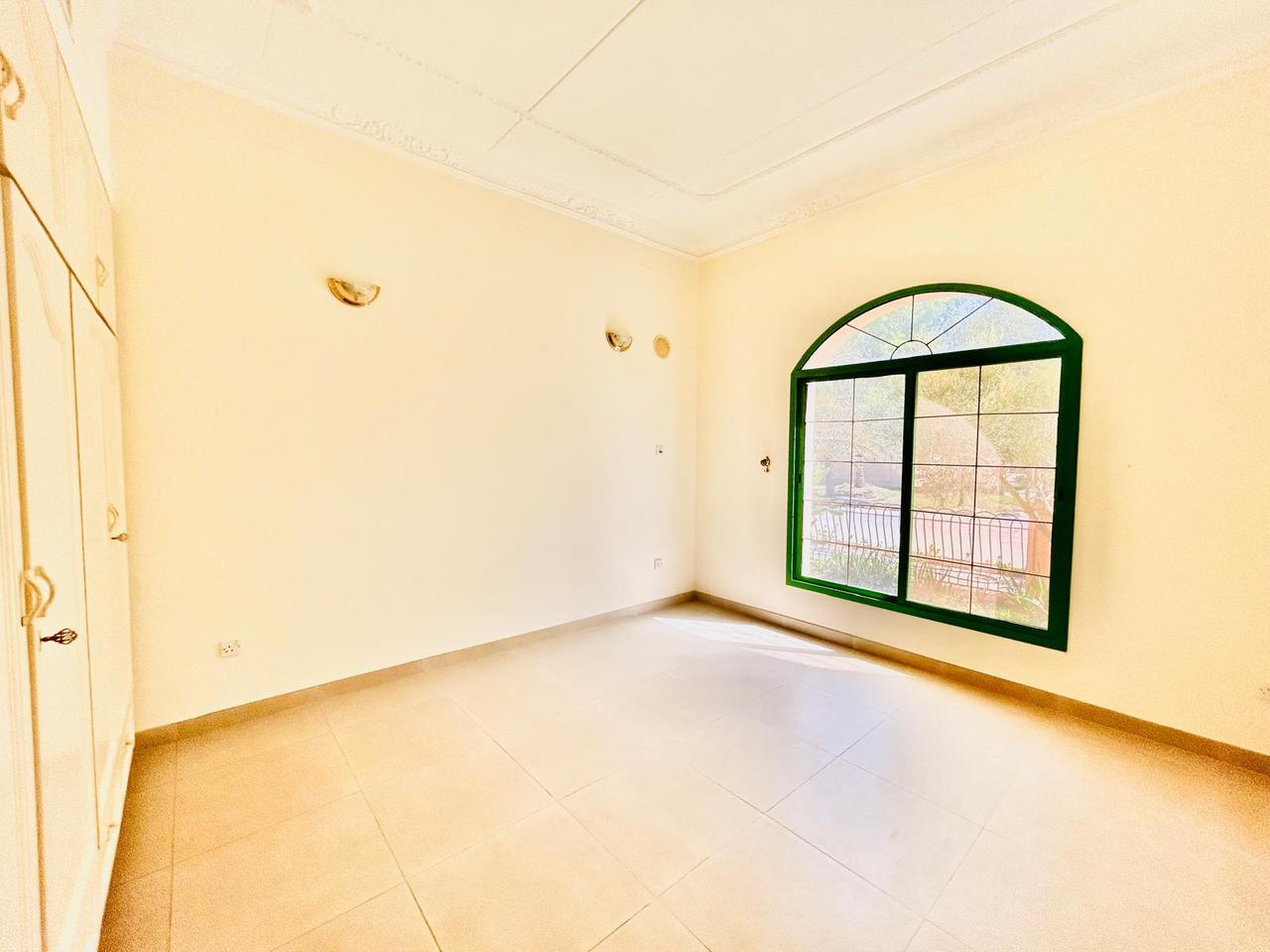 4-Bedroom Villa with Private Garden and Pool