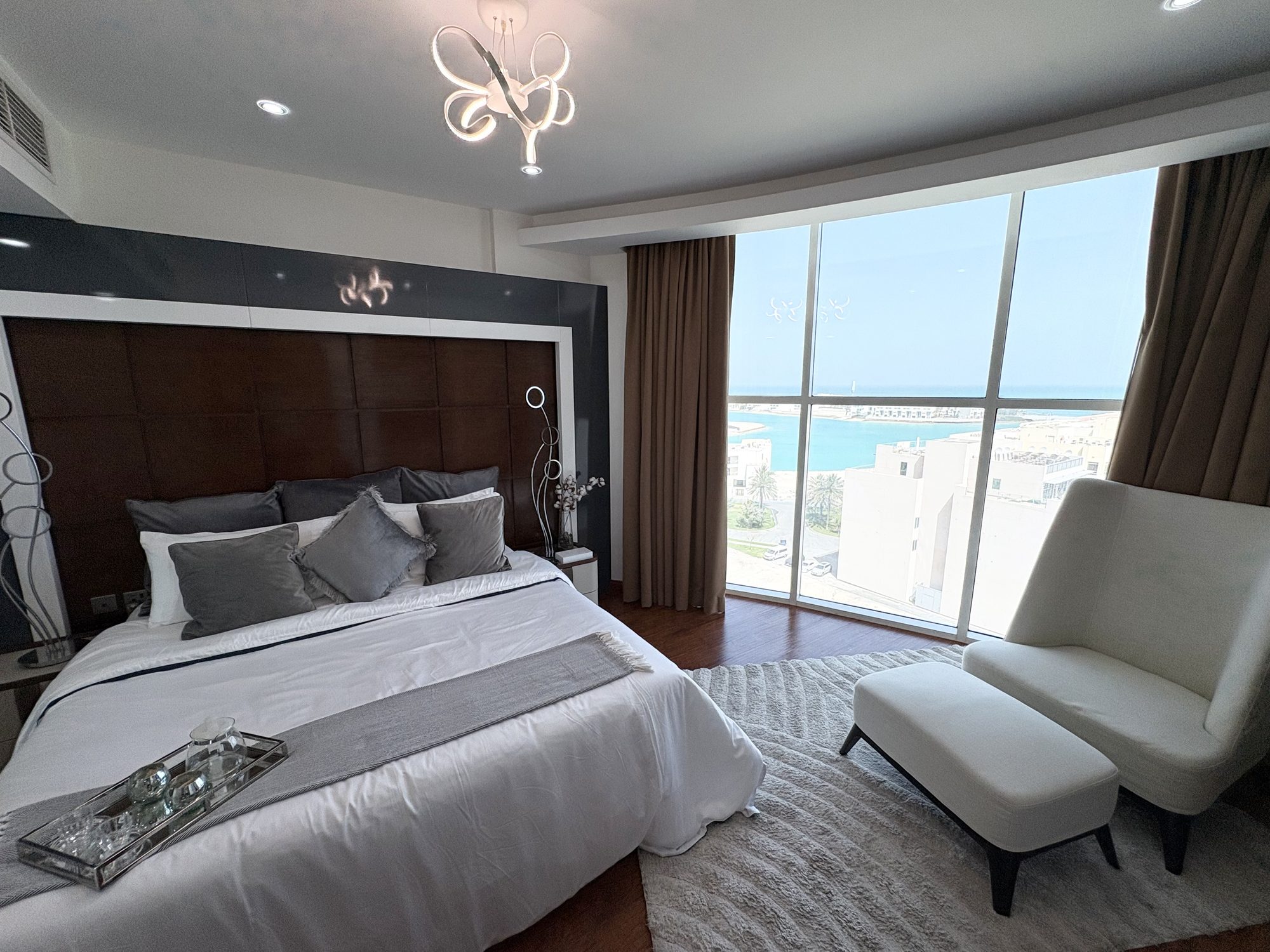2 Bed, 2 Bath Apartment with Shared Pool