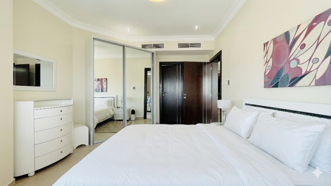 Three-Bedroom Apartment with Shared Pool and Gym