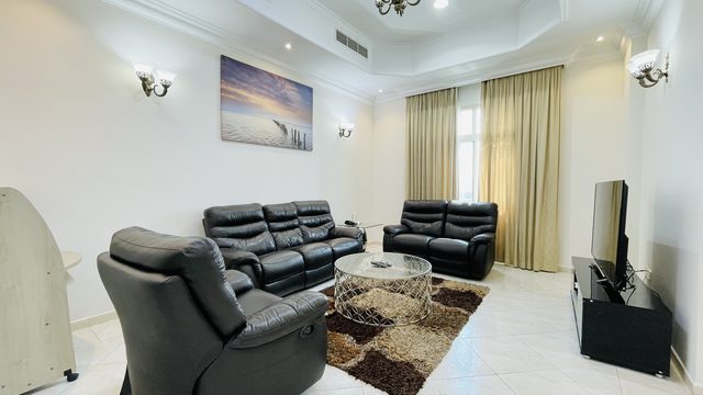 Two-Bedroom Apartment with Pool and Gym