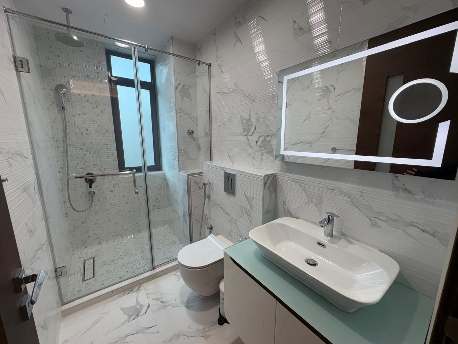 Two Bedroom Apartment with Three Bathrooms