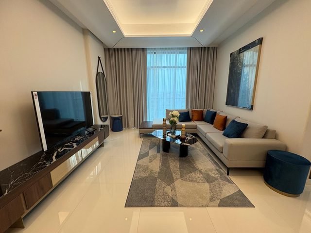 Two Bedroom Apartment with Three Bathrooms