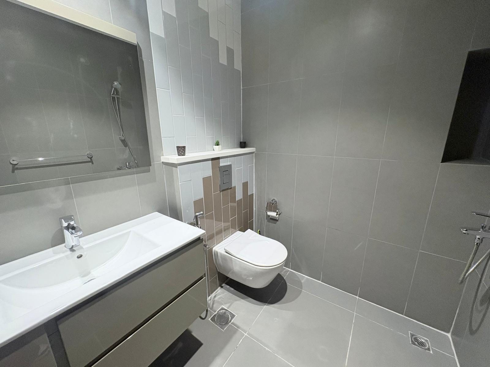 1-Bedroom Apartment with Water Views and Balcony
