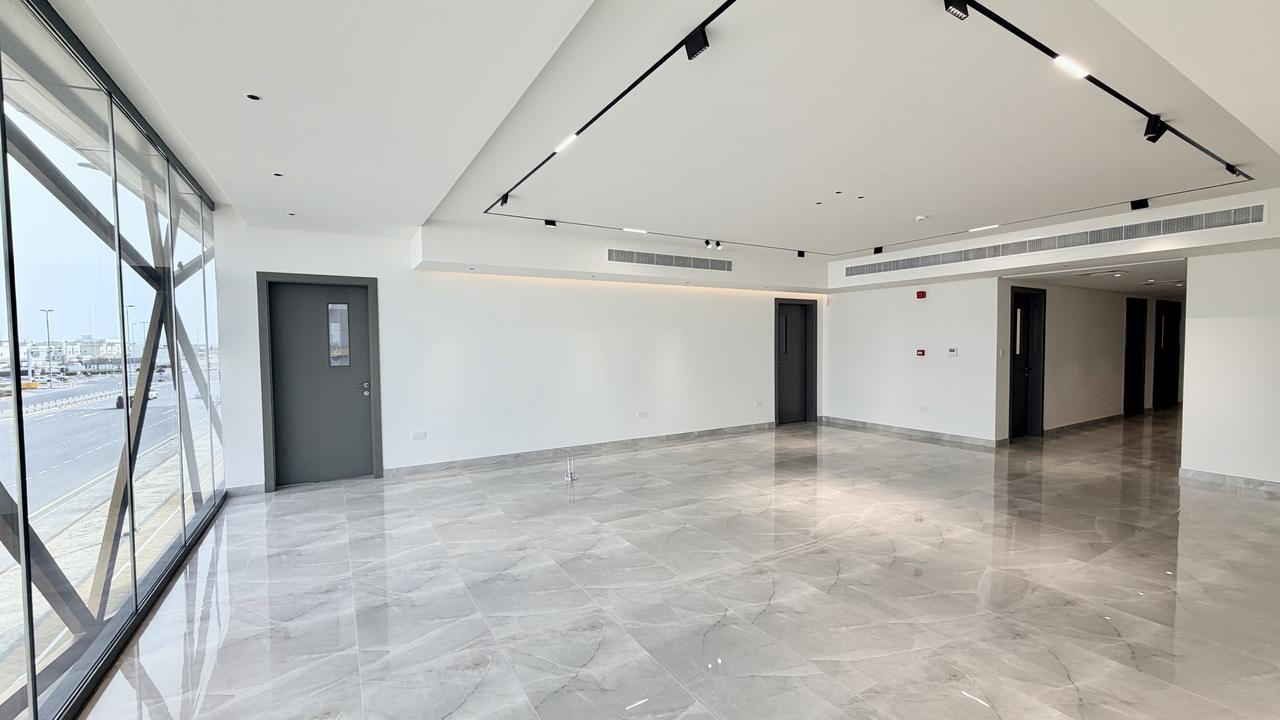 Full Floor Commercial Space, 391 Sqm