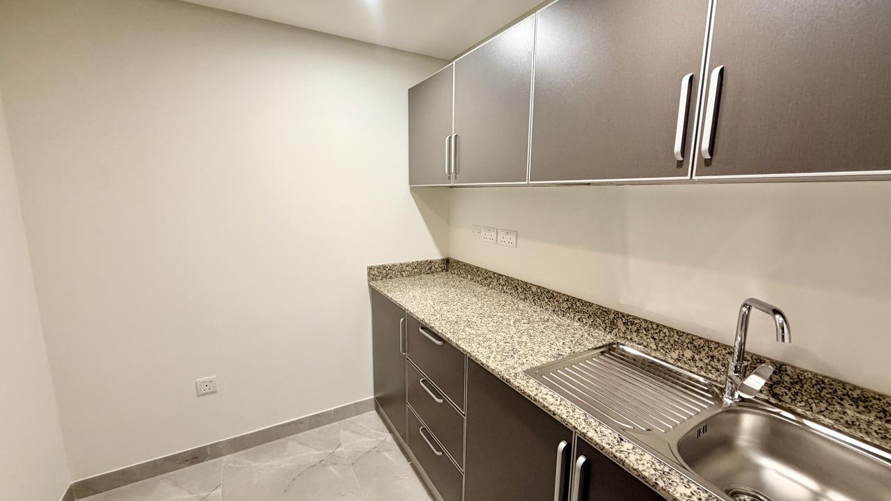 Full Floor Commercial Space, 391 Sqm