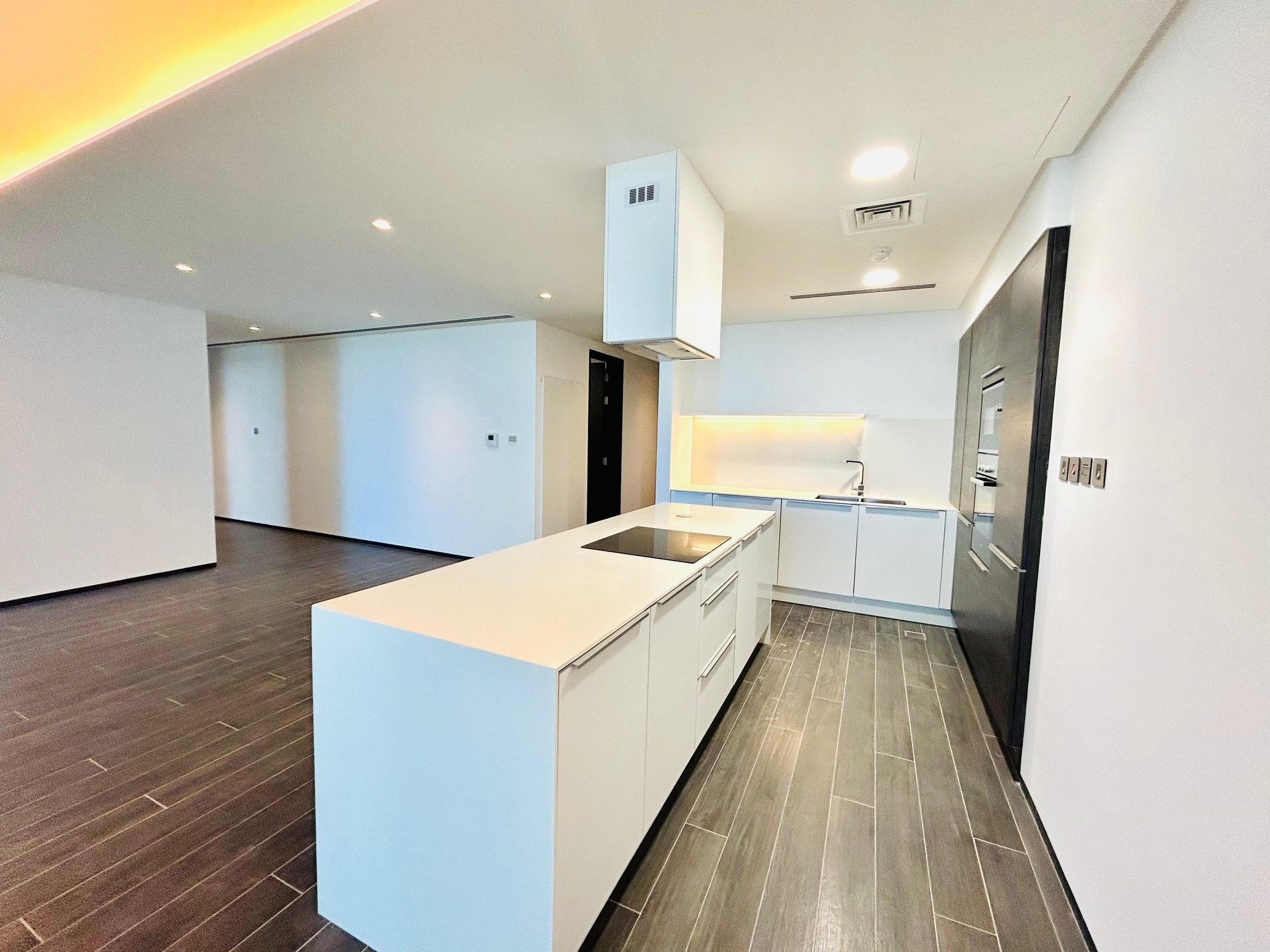 2-Bedroom Penthouse with Rooftop Pool