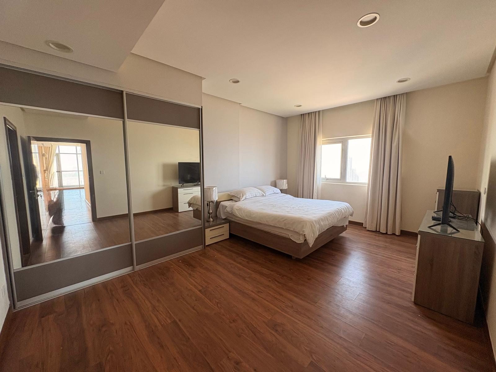 2-Bedroom Apartment with Water Views