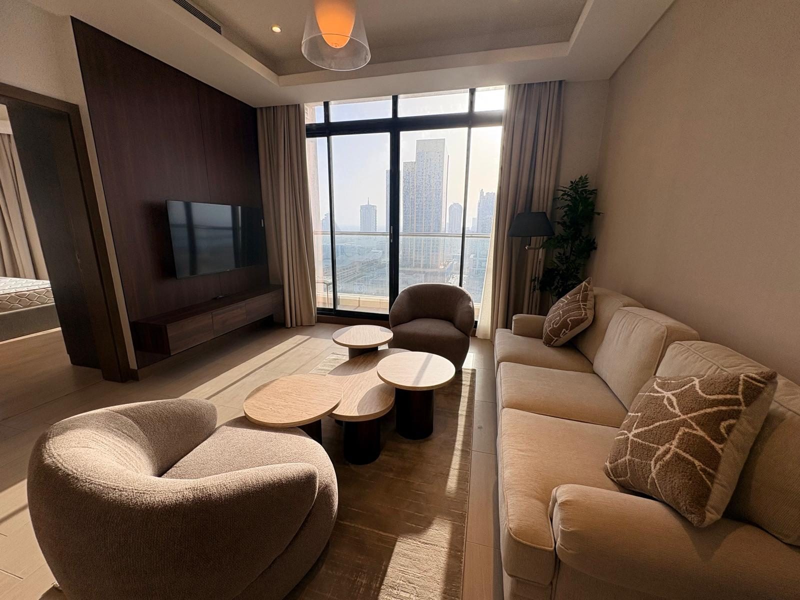 1 Bedroom Apartment with Water Views and Balcony