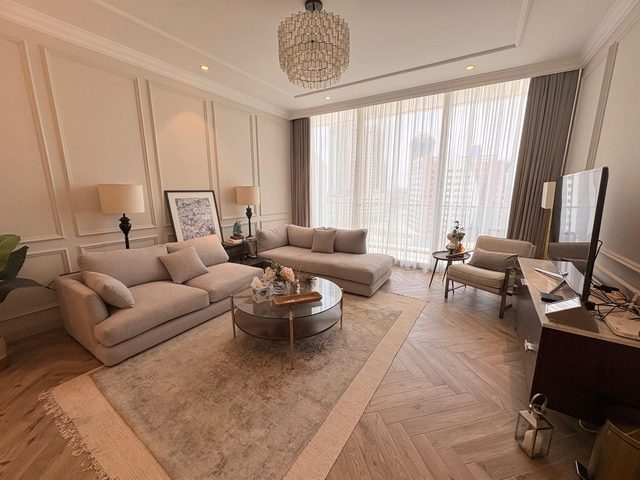 One Bedroom Apartment with Water Views