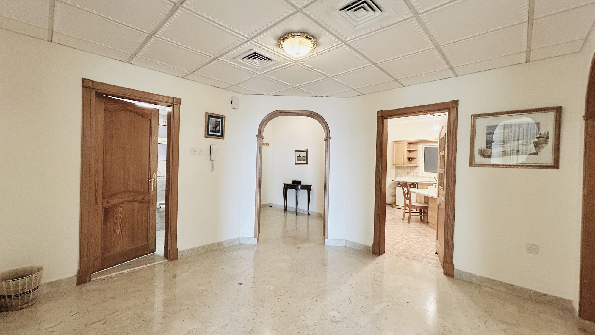 Three-Bedroom Apartment with Pool and Gym Access