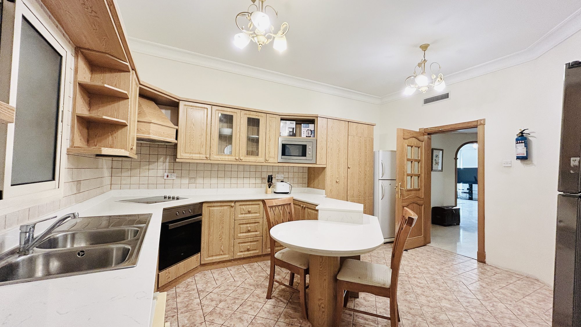 Three-Bedroom Apartment with Pool and Gym Access