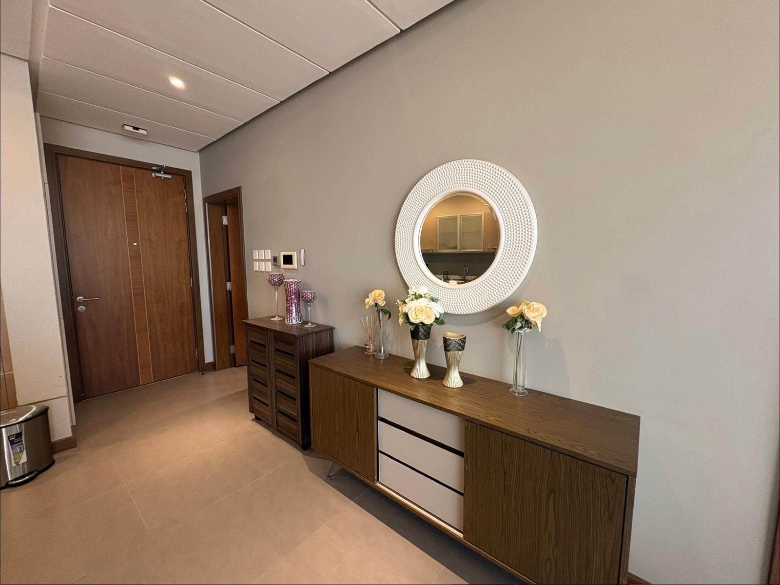 1 Bedroom Apartment with Waterfront Views