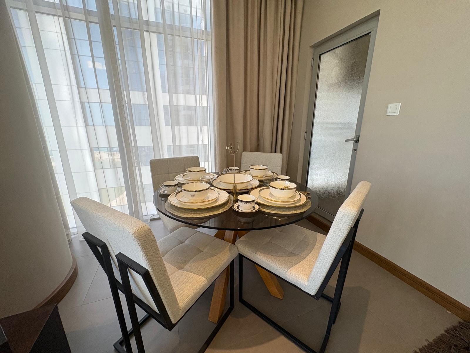 1 Bedroom Apartment with Waterfront Views