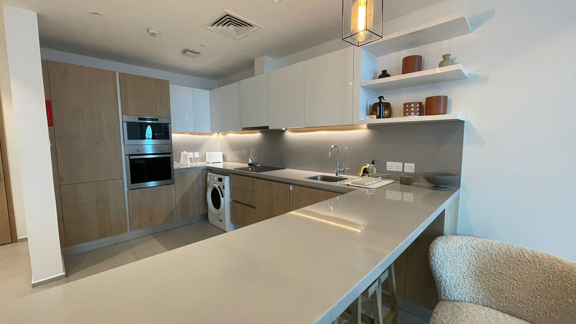 1-Bedroom Flat with Dual Bathrooms and Balcony