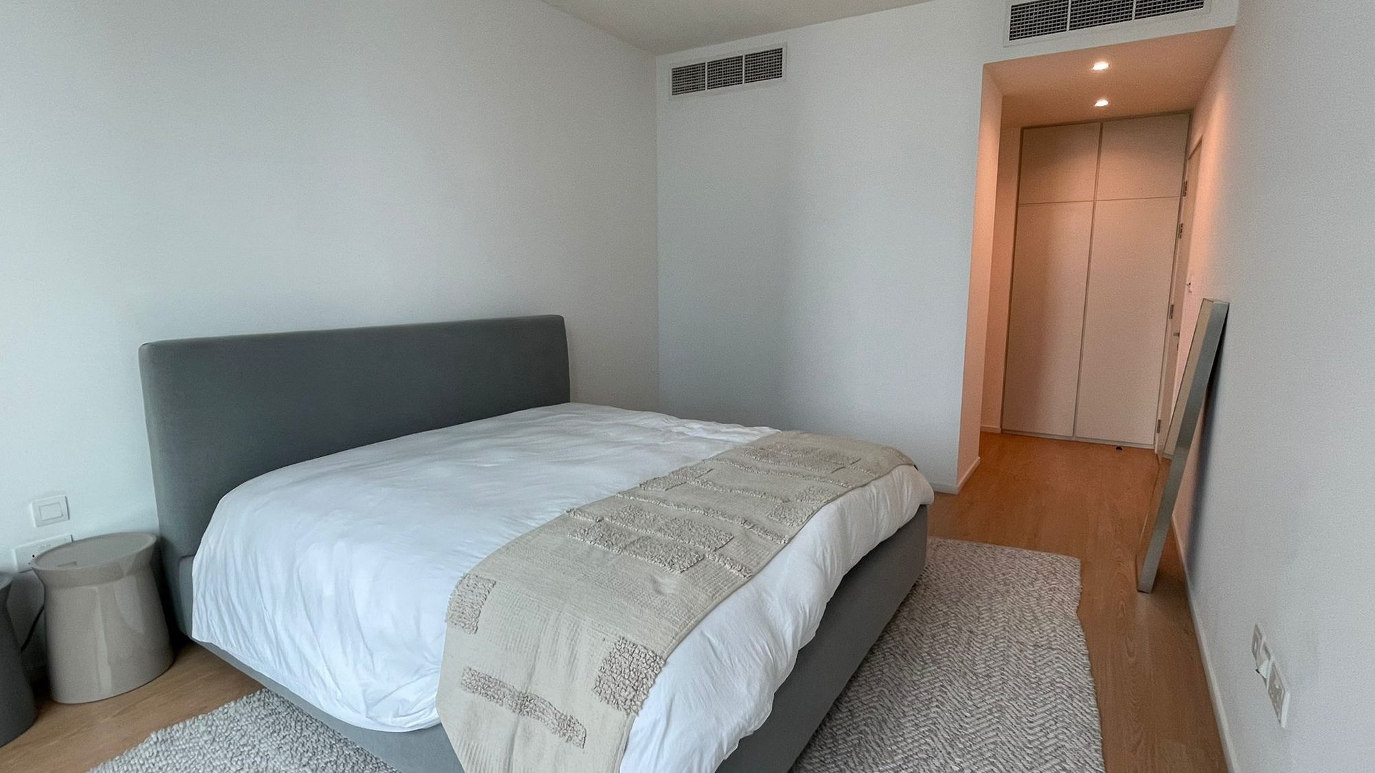 1-Bedroom Flat with Dual Bathrooms and Balcony
