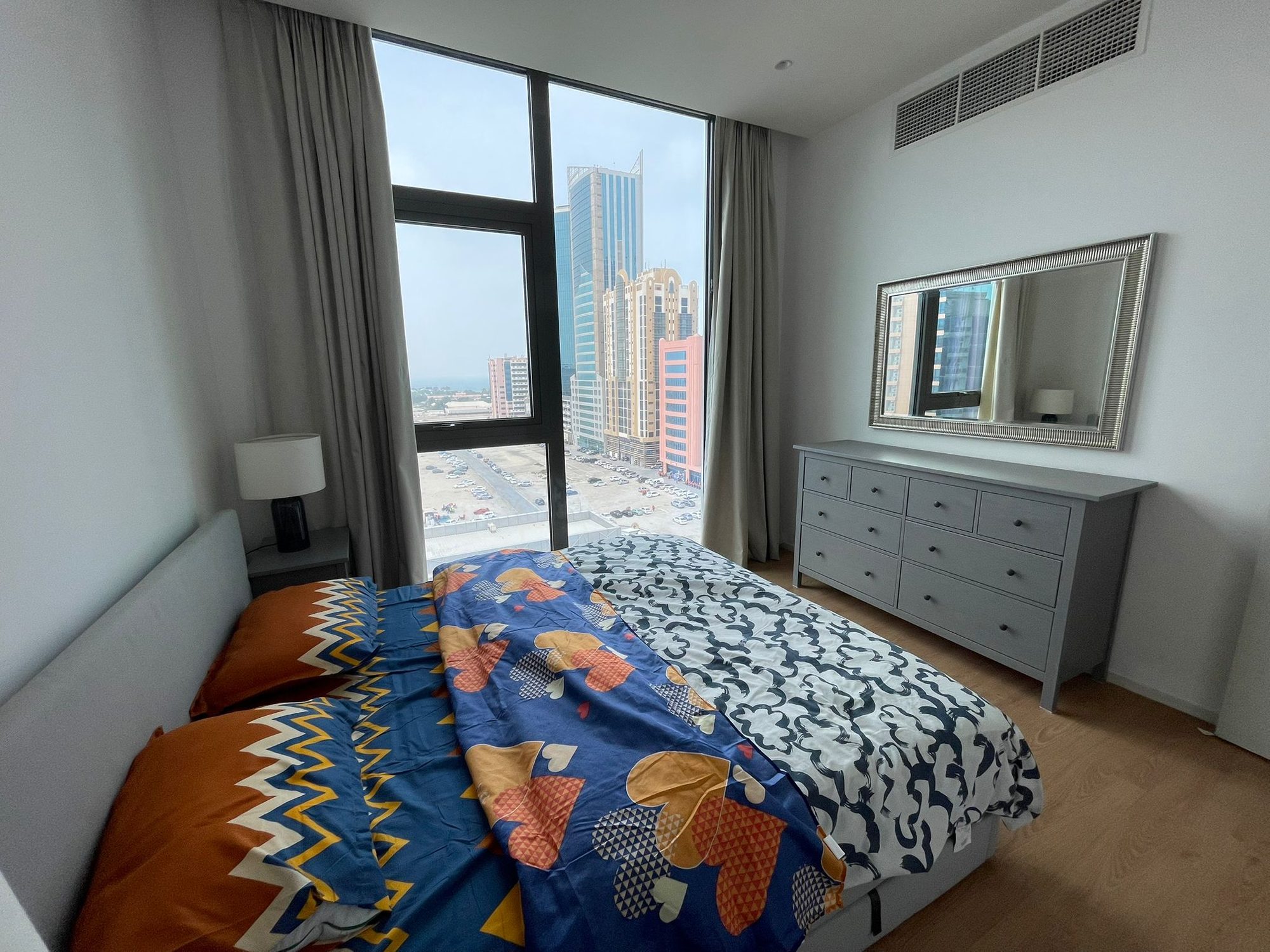 One-Bedroom Apartment with Gym and Parking