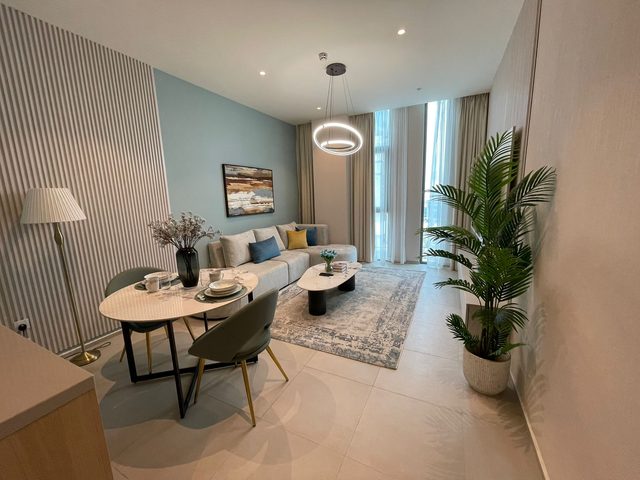 One-Bedroom Apartment with Dual Bathrooms in Seef