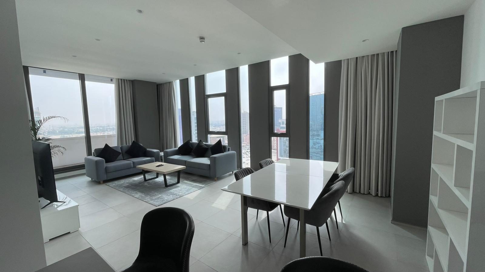 Two Bedroom Flat with Three Bathrooms