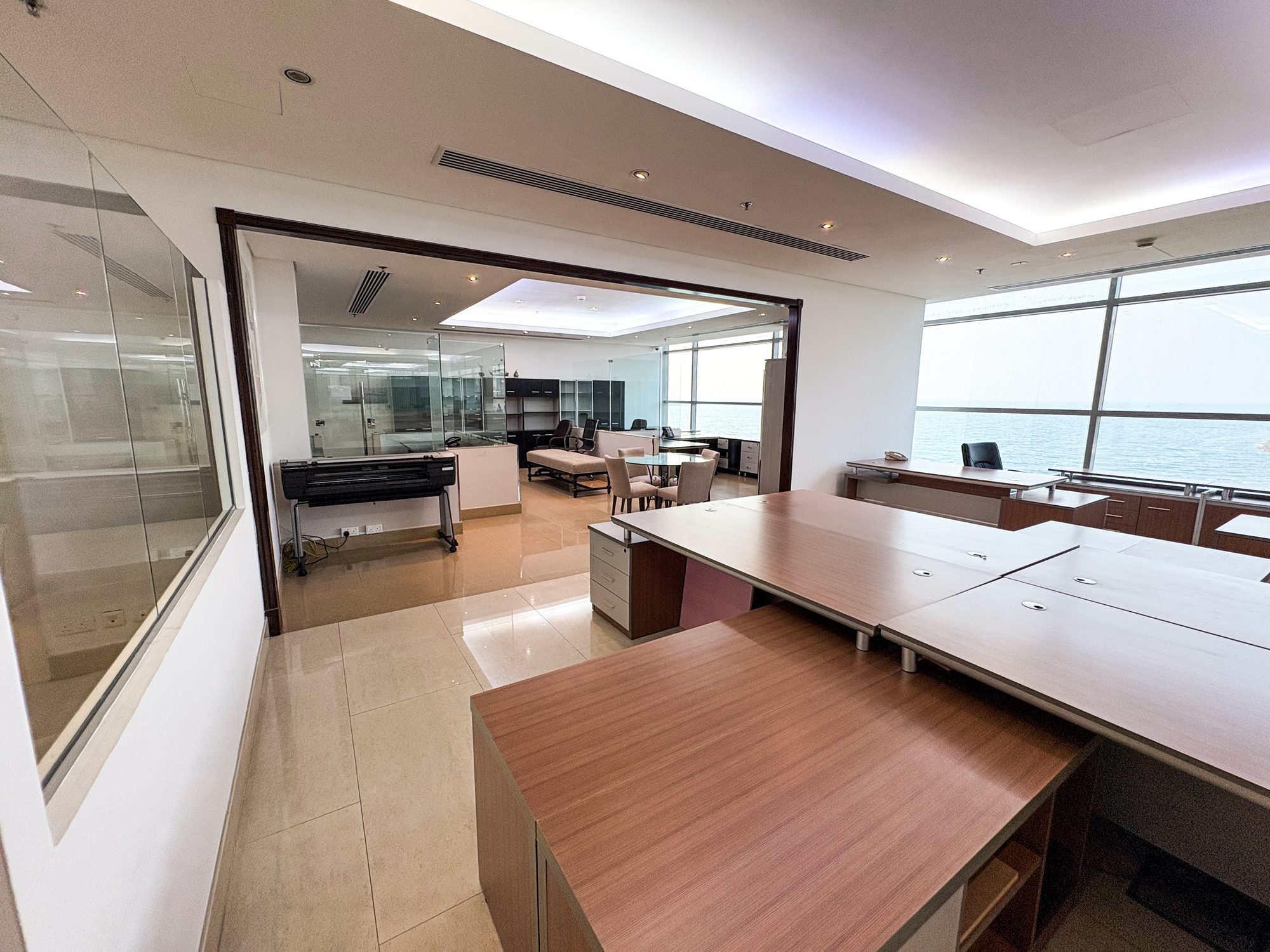 Full Floor Commercial Space, 21830 sqm