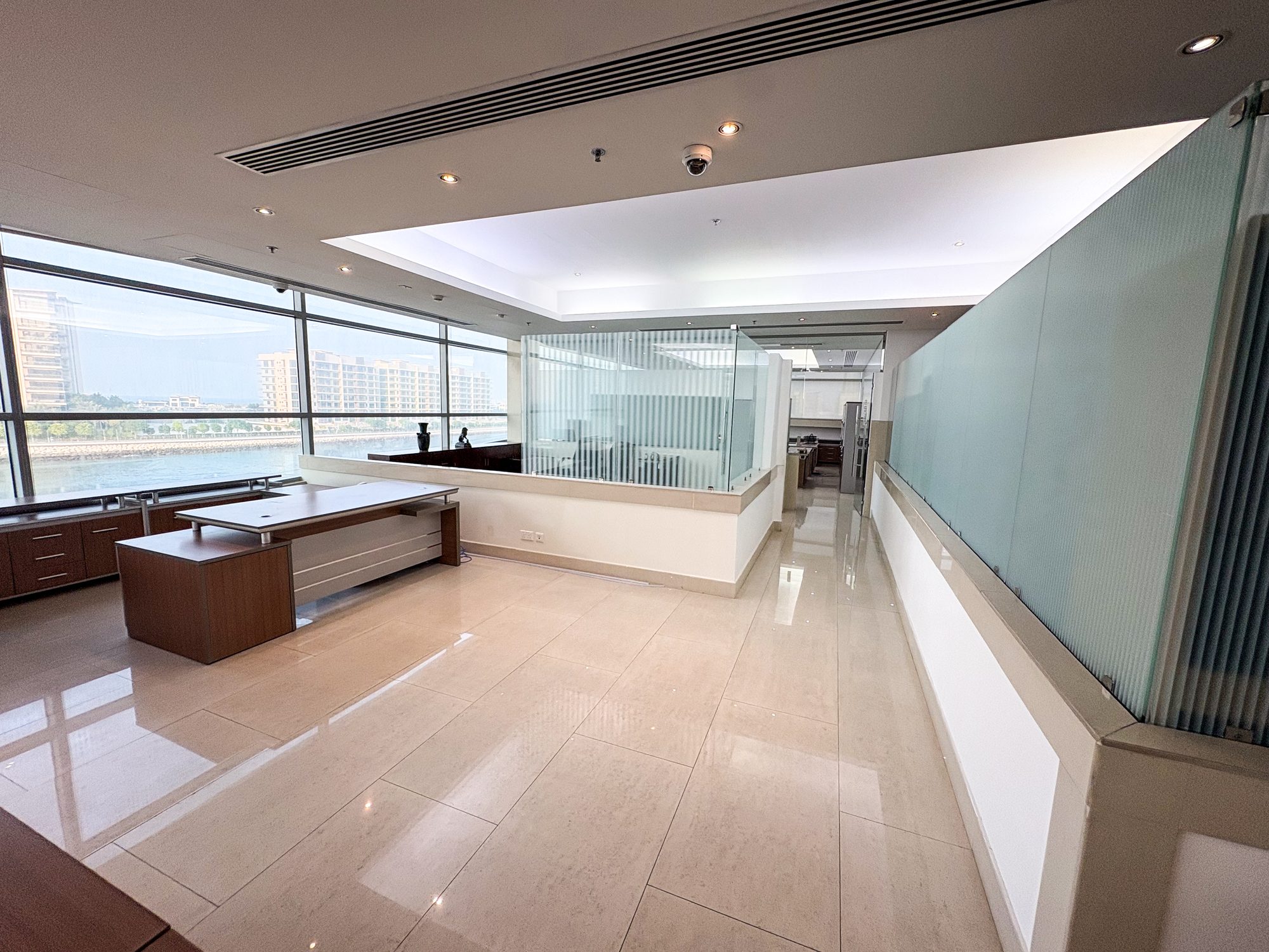 Full Floor Commercial Space, 21830 sqm
