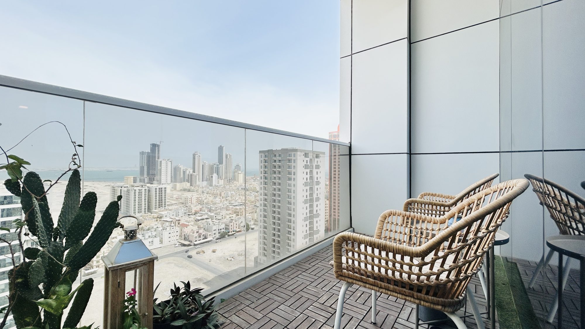 One-Bedroom Apartment with Water Views