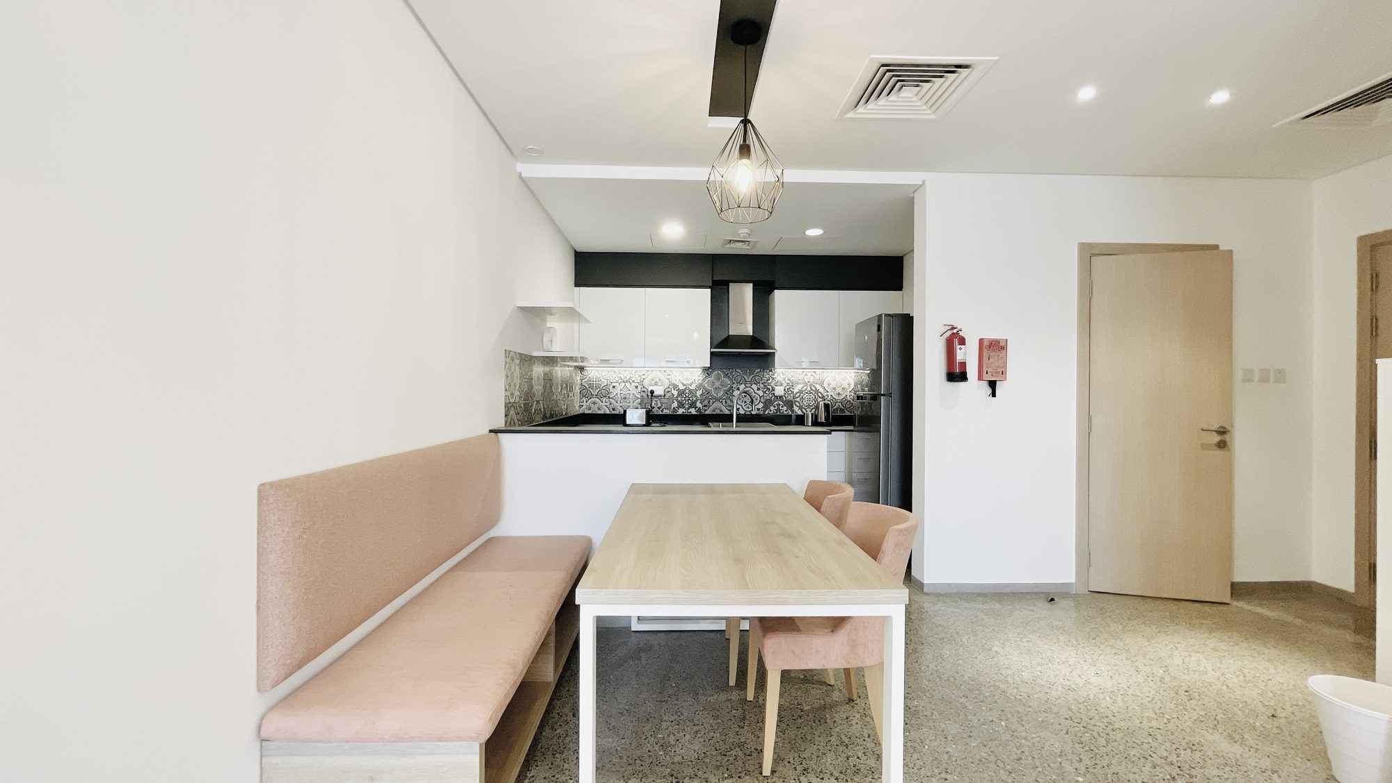 One-Bedroom Apartment with Two Bathrooms