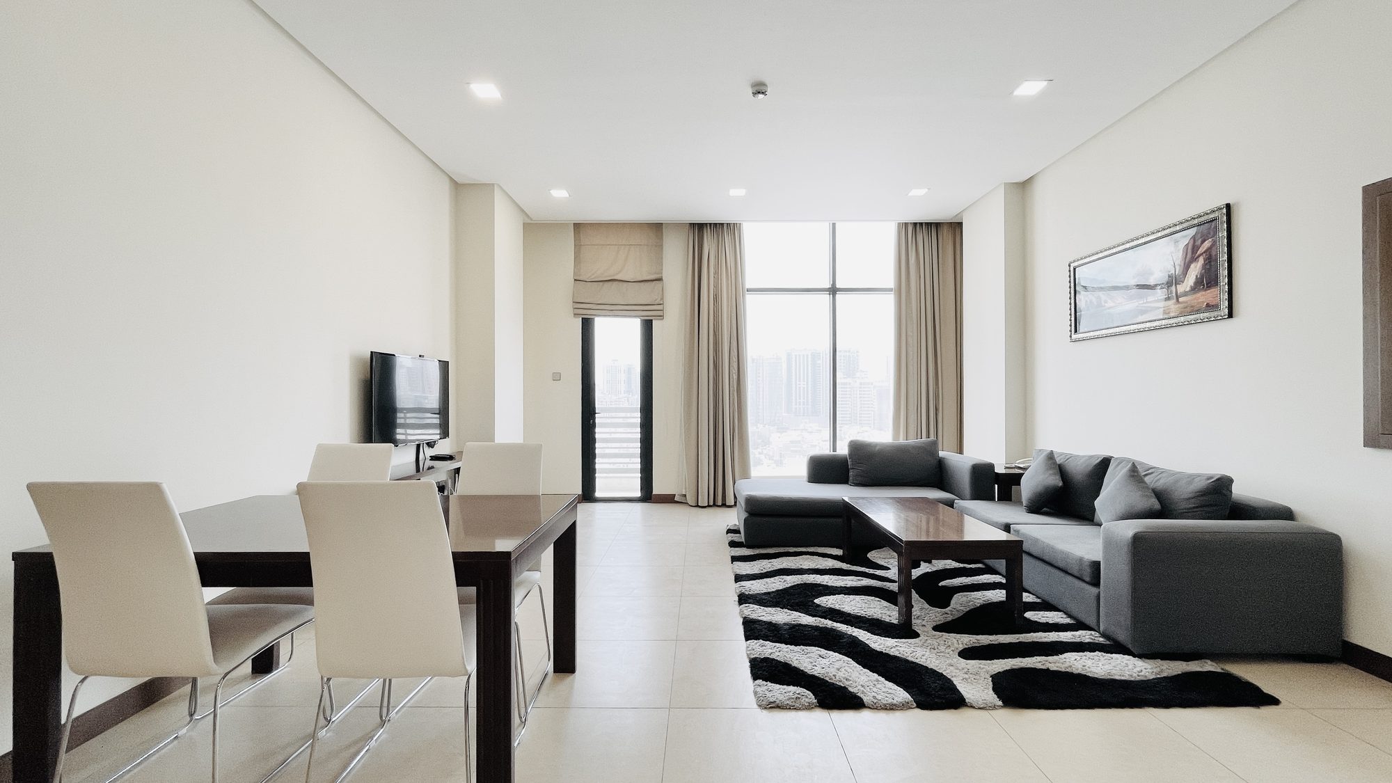Two-Bedroom Apartment with Pool and Gym Access