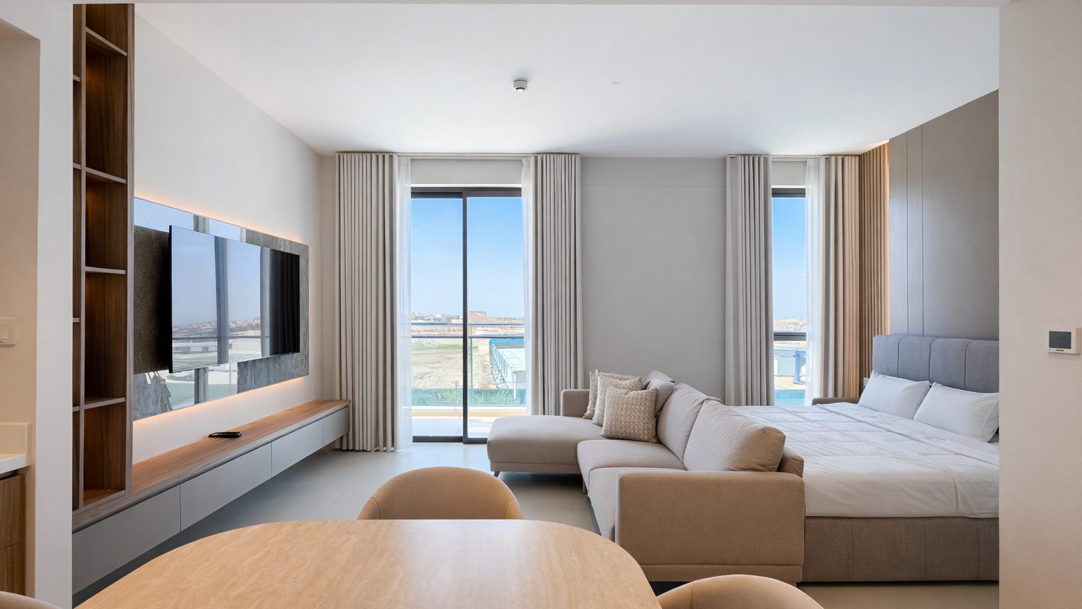 One Bedroom Apartment With Parking