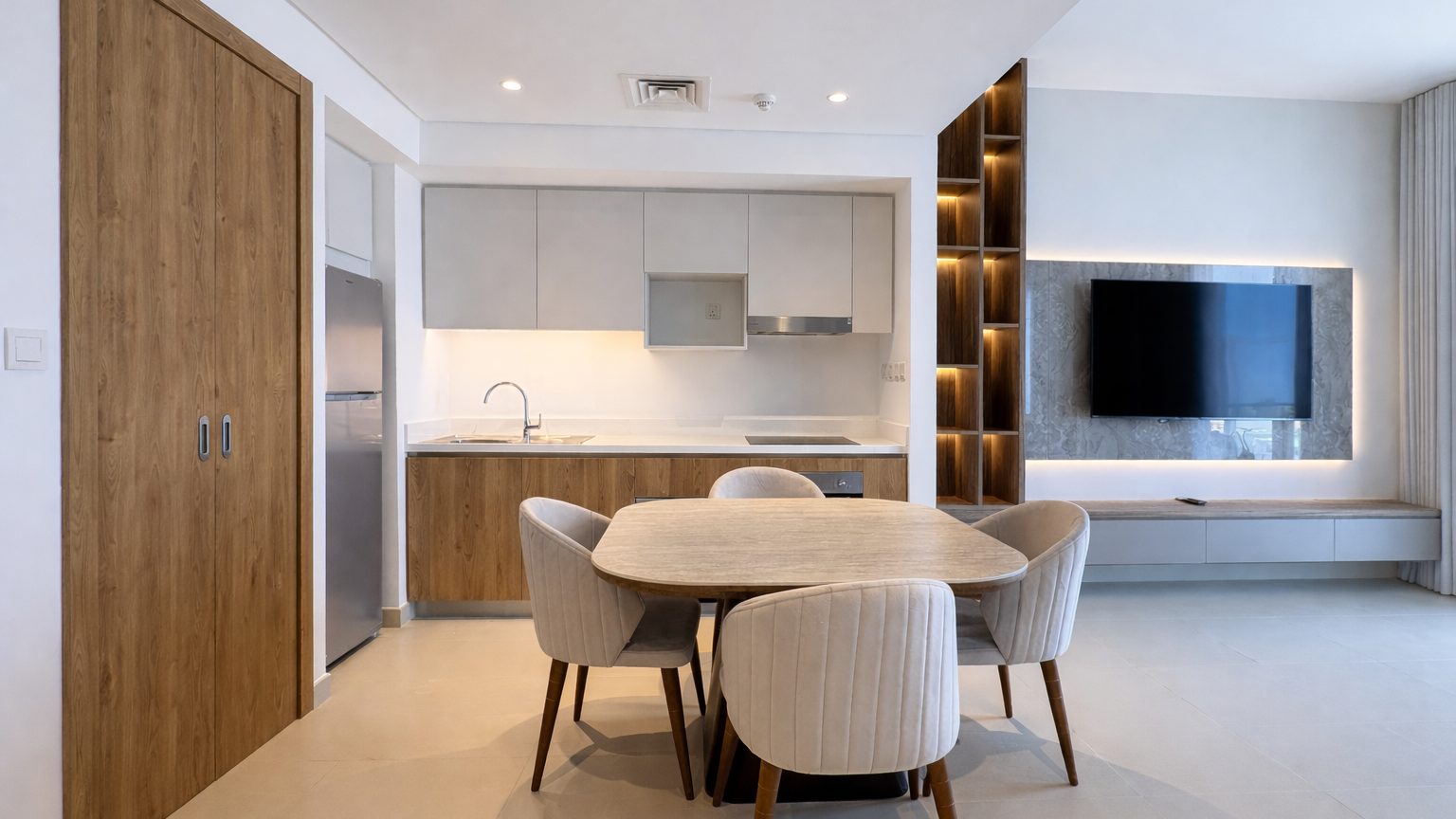 One Bedroom Apartment With Parking