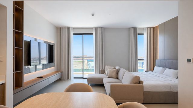 One Bedroom Apartment With Parking
