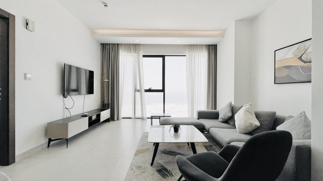 One-Bedroom Apartment with Water View