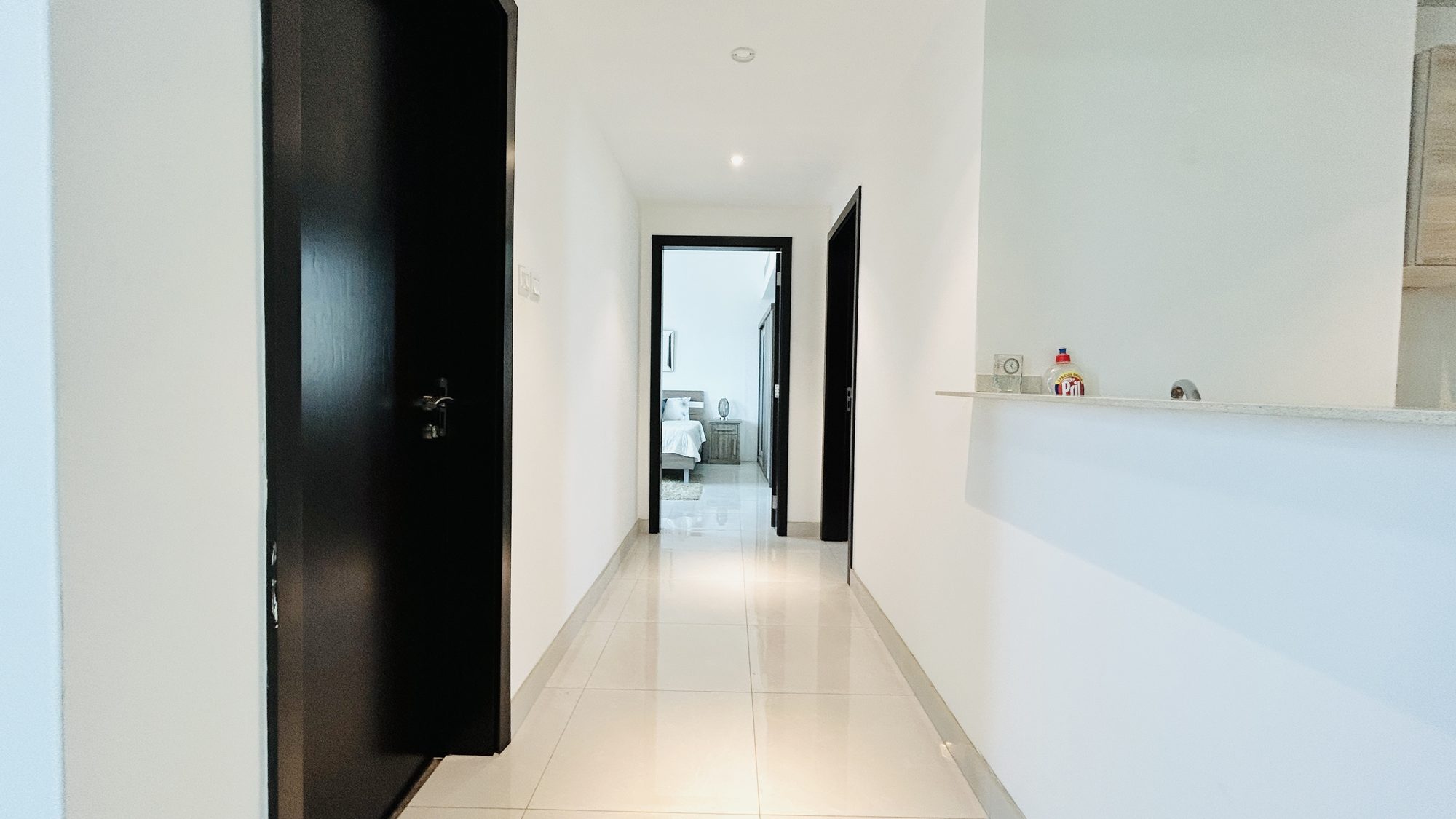 Two-Bedroom Apartment with Pool and Gym Access